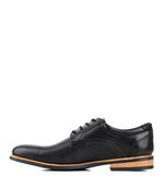 Zapatos-de--vestir-en-cuero-picado-negro