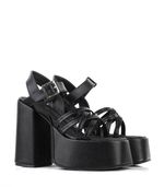 Sandalias-con-cintas-de-cuero-negro