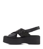 Sandalias-de-cuero-tramadas-en-negro