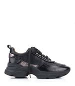 Zapatillas-urbanas-combinadas-de-cuero-negro