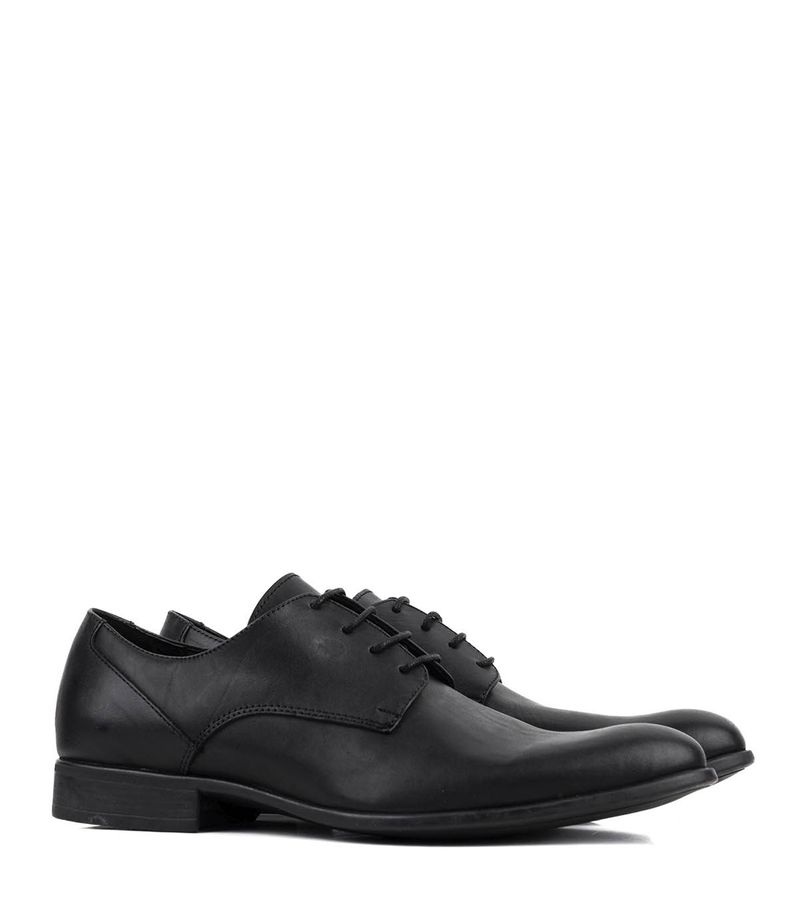 Zapato-de-vestir-en-cuero-negro