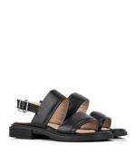 Sandalias-bajas-de-cuero-en-negro