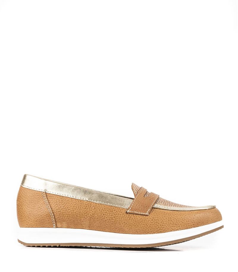 Mocasines-de-cuero-con-detalles-en-camel