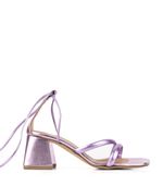 Sandalias-de-cintas-metalizada-en-rosa