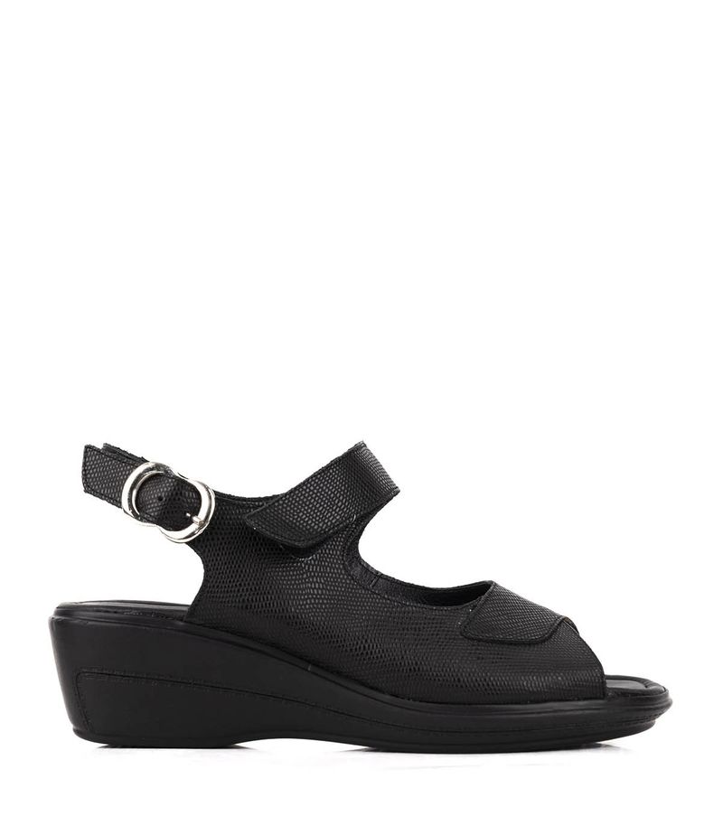 Sandalias-taco-chino-de-reptil-en-negro