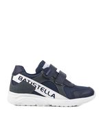 Zapatillas-estilo-deportivas-de-simil-en-azul