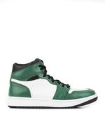 Zapatillas-urbanas-de-simil-cuero-en-verde-combinadas