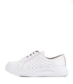 Zapatillas-urbanas-de-cuero-en-blanco-combinado