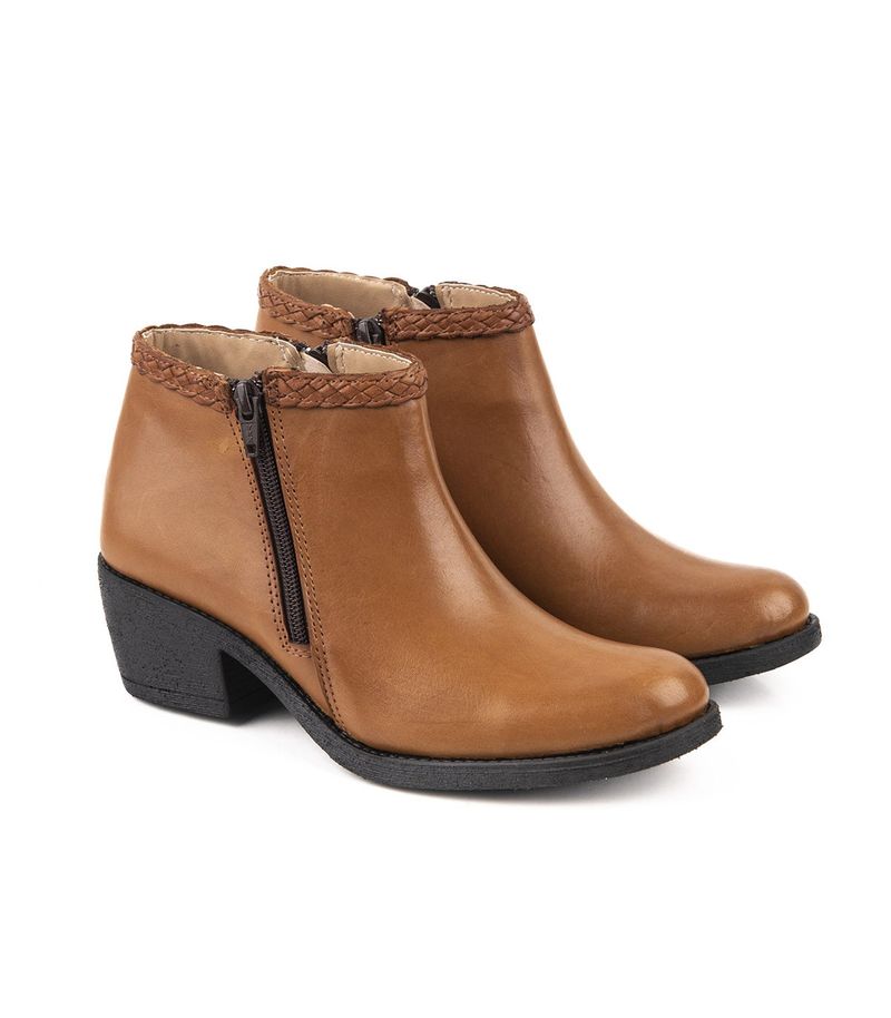 Botas-Madison-de-cuero-en-suela