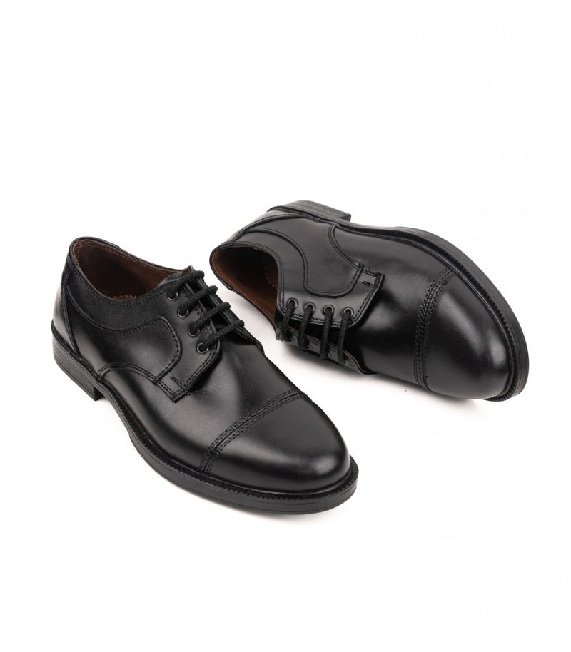 Zapato-estilo-confort-de-cuero-negro