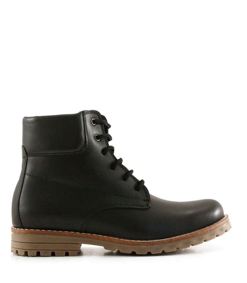 Borcegos-de-cuero-en-negro