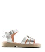 Sandalias-con-apliques-de-corazon-en-simil-plata