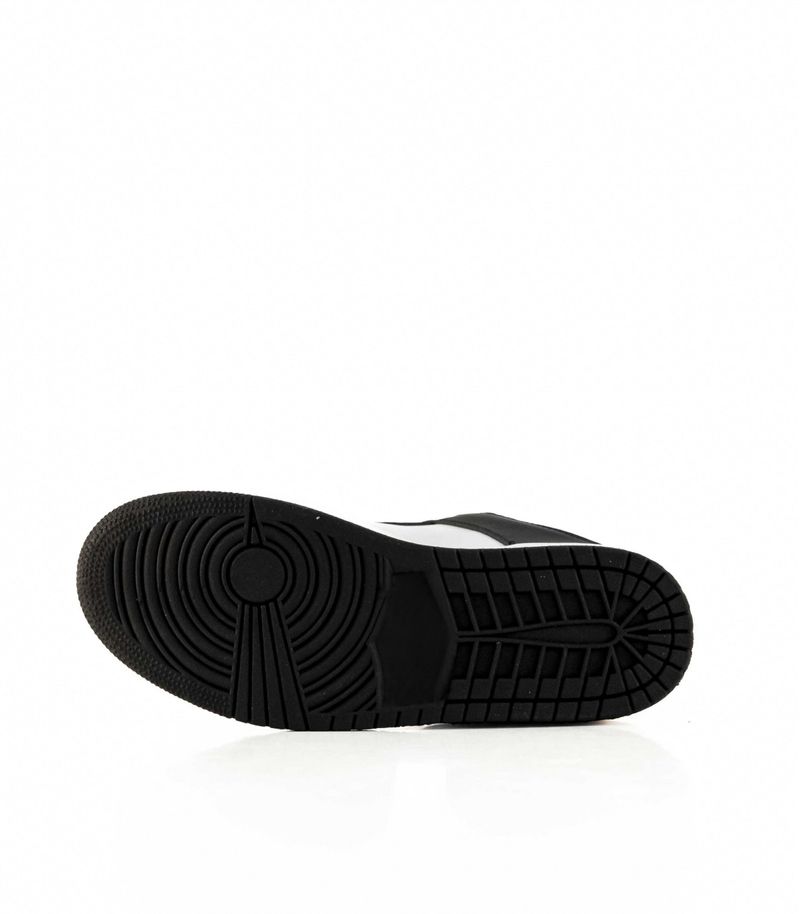 Zapatillas-urbanas-de-simil-cuero-combinadas-en-blanco