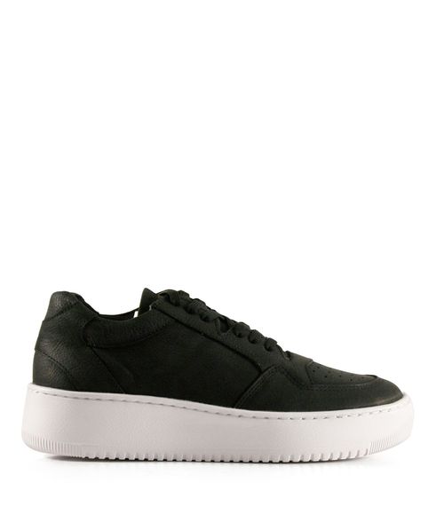 Zapatillas urbanas de cuero negro con base ancha