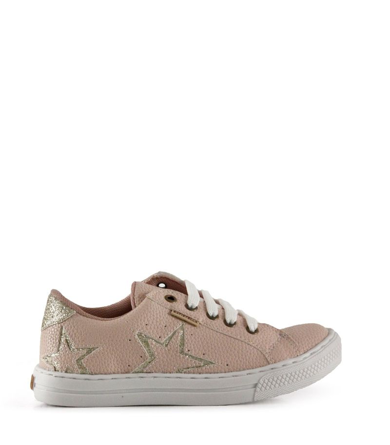 Zapatillas-con-apliques-de-simil-en-nude