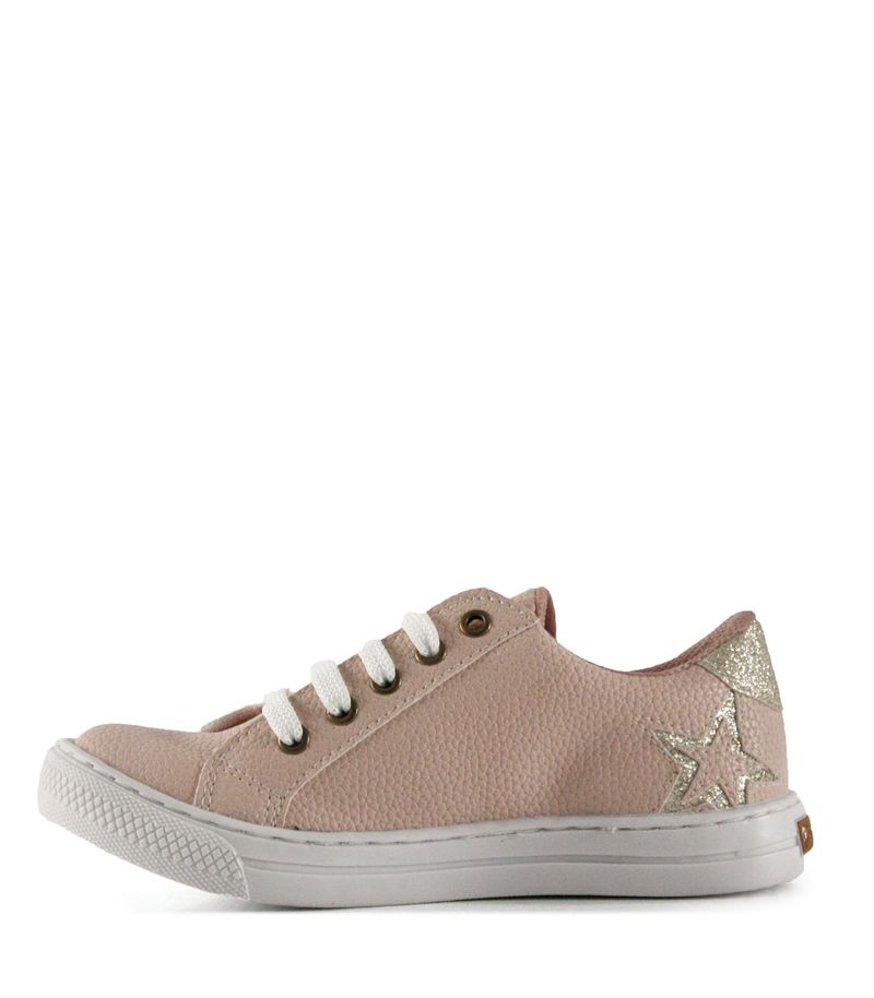 Zapatillas-con-apliques-de-simil-en-nude