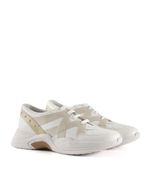 Zapatillas-urbanas-de-simil-en-blanco