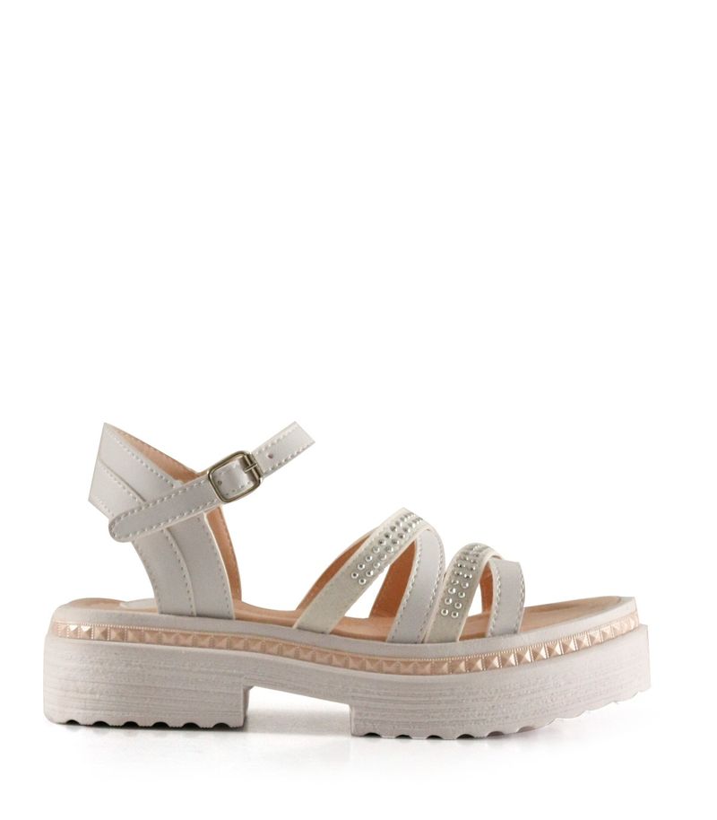 Sandalias-de-simil-en-blanco