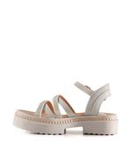 Sandalias-de-simil-en-blanco