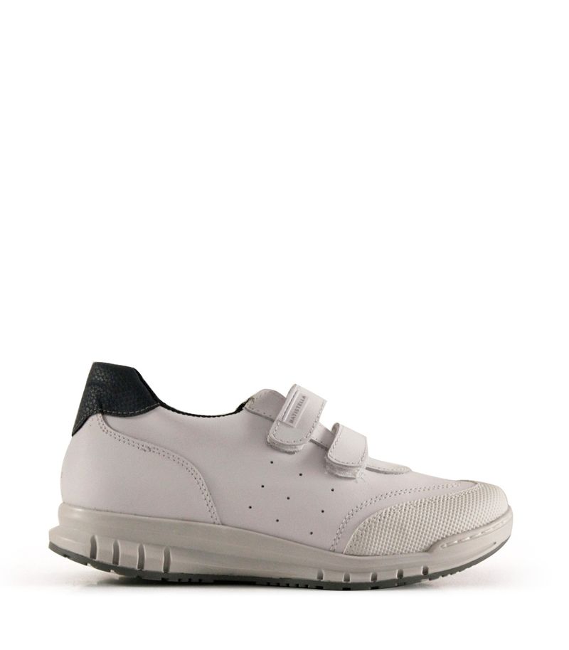 Zapatillas-de-cuero-en-blanco-del-27-al-33