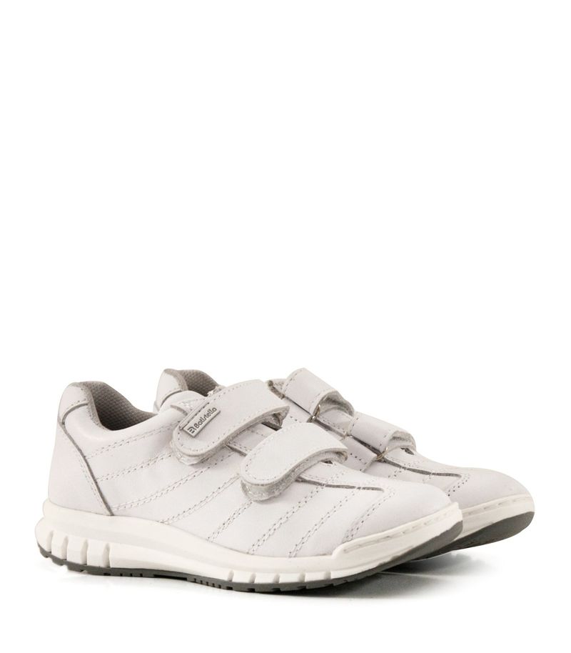 Zapatillas-colegiales-de-cuero-del-27-al-33