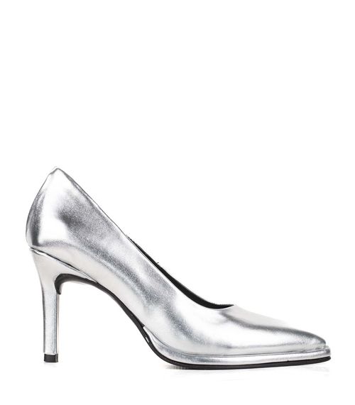 Stilettos de símil en metalizado plata