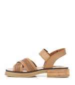 Sandalias-bajas-en-cuero-reptil-beige