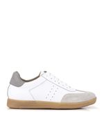 Zapatillas-urbanas-de-cuero-en-blanco-combinado