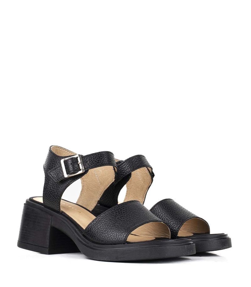 Sandalias-taco-medio-de-cuero-negro