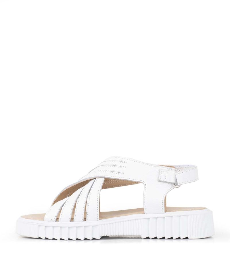 Sandalias-con-cintas-cruzadas-de-cuero-en-blanco