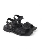 Sandalias-de-cintas-cruzadas-en-cuero-negro