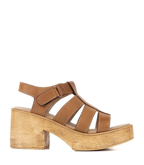 Sandalias romanitas de cuero