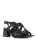 Sandalias-caladas-de-cuero-negro