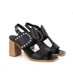 Sandalias-con-apliques-de-metal-en-cuero-negro