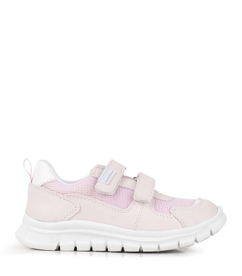 Zapatillas-de-simil-con-velcro-en-rosa