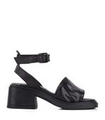 Sandalias-clasicas-con-pulsera-de-cuero-negro