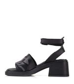 Sandalias-clasicas-con-pulsera-de-cuero-negro