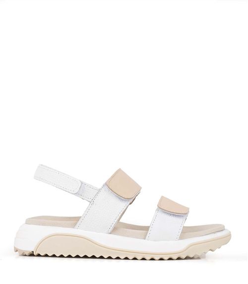 Sandalias bajas de cuero en nude