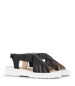 Sandalias-con-cintas-cruzadas-de-cuero-en-negro