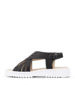 Sandalias-con-cintas-cruzadas-de-cuero-en-negro