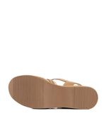 Sandalias-caladas-de-cuero-en-camel