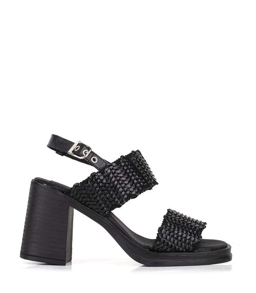 Sandalias altas de cuero trenzado negro