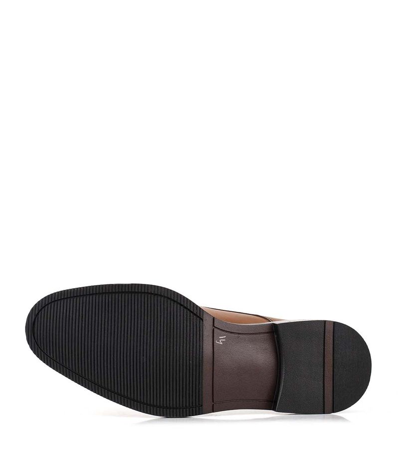 Zapatos-de-vestir-de-cuero-suela-base-de-goma.jpg