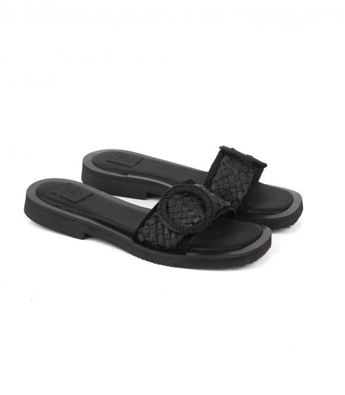 Sandalias bajas cuero negro trenzado