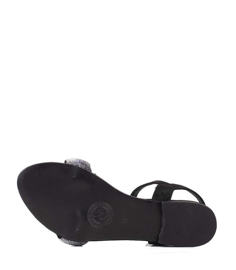Sandalias-de-vestir-bajas-en-cuero-negro-con-strass.jpg