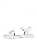 Sandalias-con-corazones-en-simil-blanco.jpg