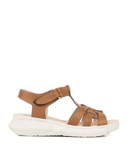 Sandalias bajas con velcro de cuero whisky