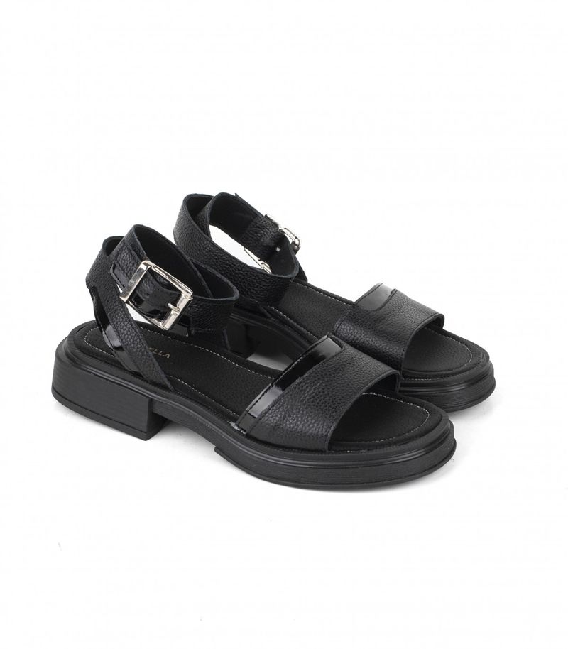 Sandalias-bajas-combinadas-de-cuero-en-negro.jpg