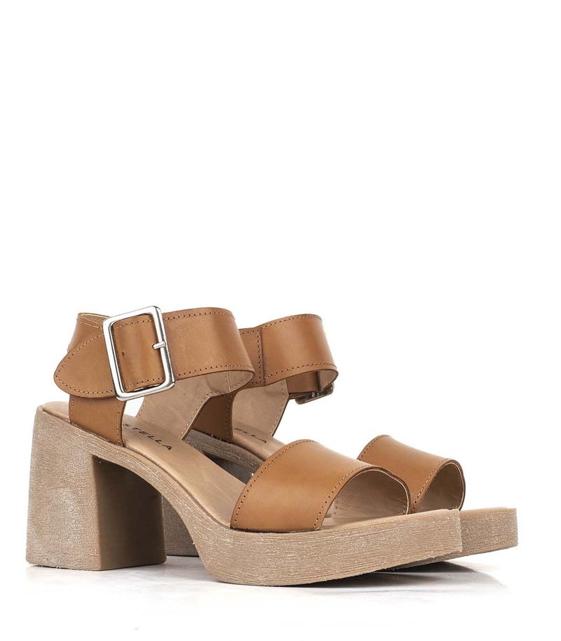 Sandalias-altas-de-cuero-suela.jpg