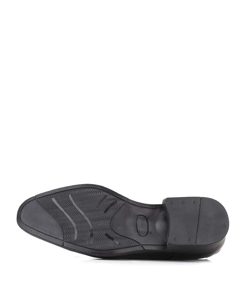 Zapatos-de-vestir-de-cuero-negro-acordonados.jpg